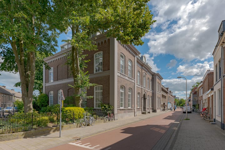 Van Karnebeekstraat 67J in Zwolle Foto