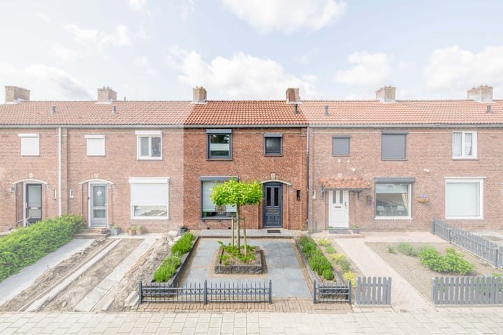 van Kleefstraat 8 in Tegelen Foto