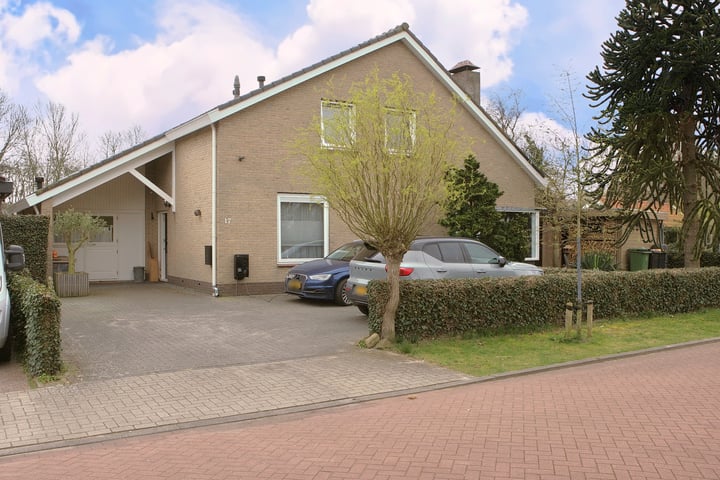 van Kloosterweg 17 in Renesse