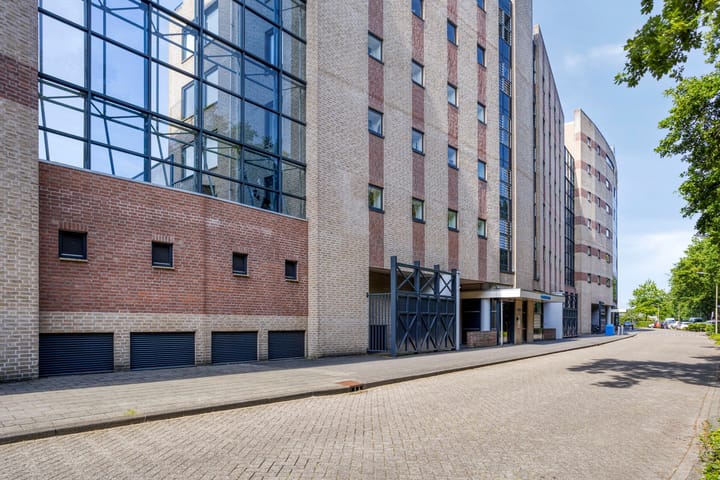 Van Leeuwenhoeklaan 18 in Roosendaal