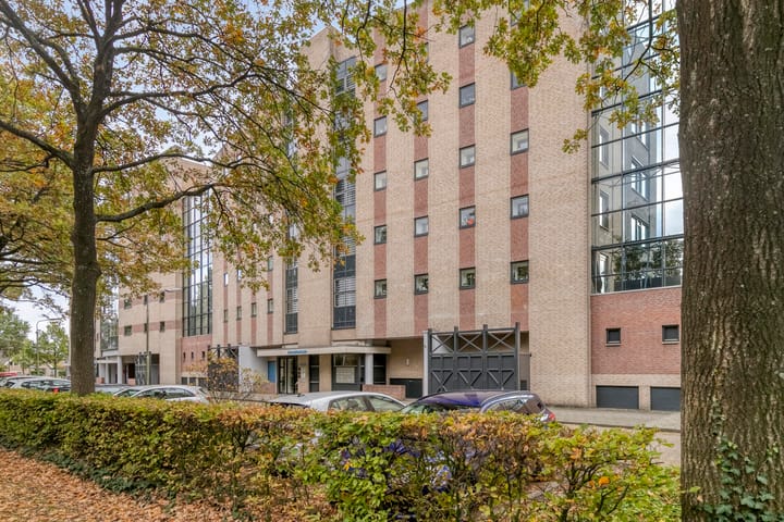 Foto van woning Van Leeuwenhoeklaan 6, Roosendaal