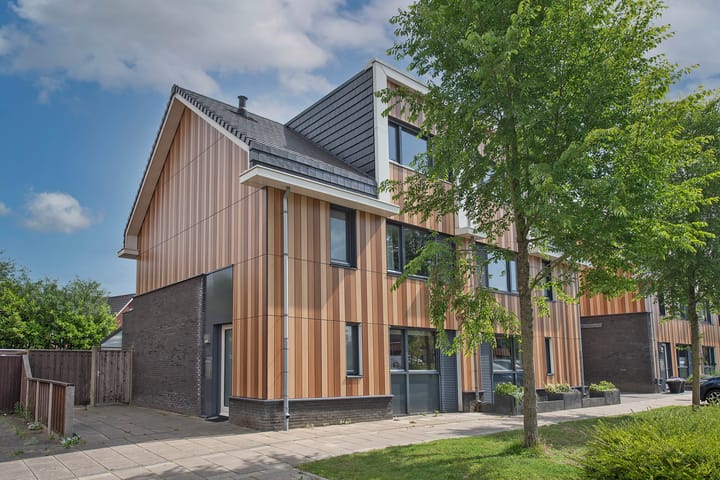 Van Leeuwenhoekstraat 139 in Enschede Foto