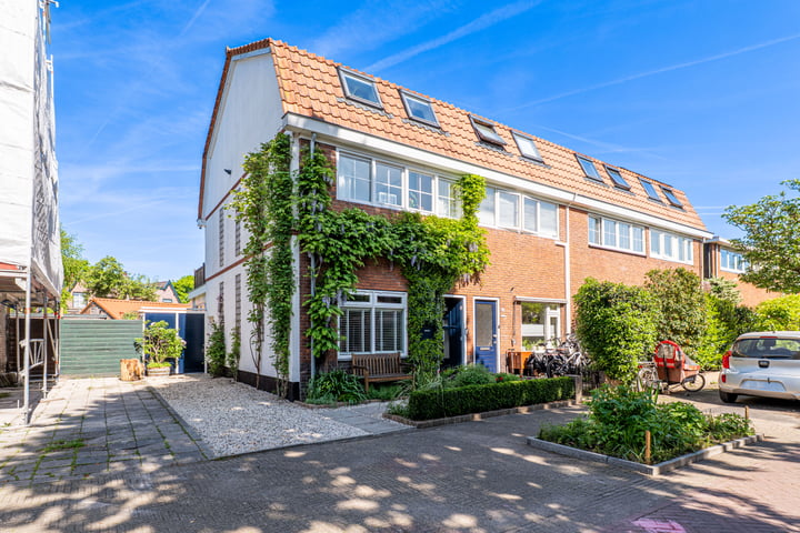 Van Leeuwenhoekstraat 29 in Hilversum