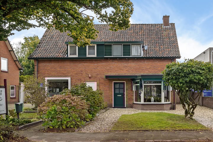 Photo of property van Lenneplaan 71, Soest