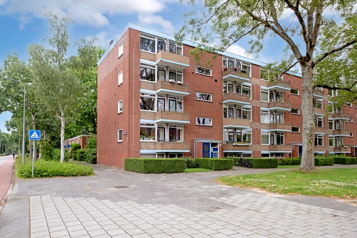Van Lenneplaan 87 in Groningen