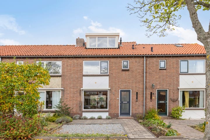 Van Lennepstraat 79 in Alphen aan den Rijn