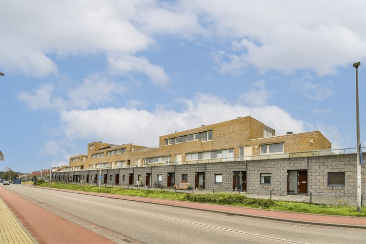 van Lennepweg 337 in Zandvoort