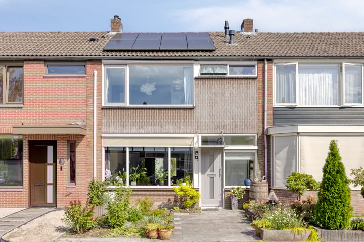 Photo of property Van Limburg Stirumlaan 12, Woudenberg