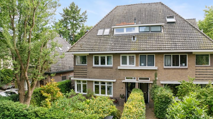 Van Limburg Stirumlaan 2A in Arnhem