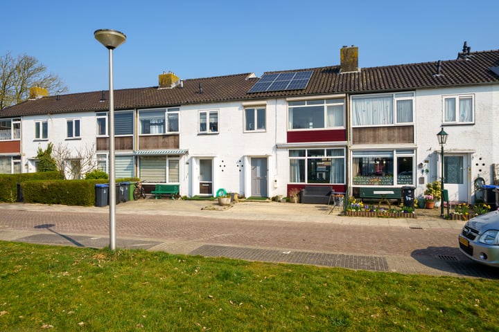 Photo of property van Limburg Stirumlaan 35, Naarden