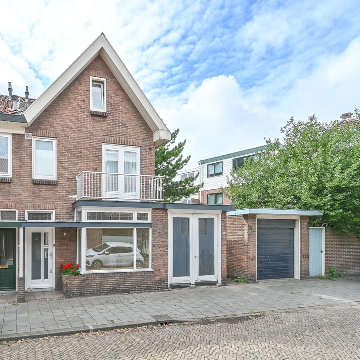 Van Linschotenstraat 4 in IJmuiden