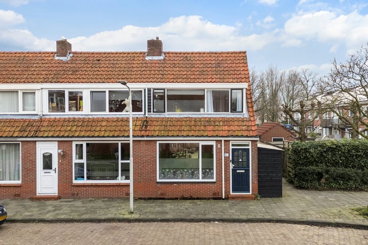 van Loonstraat 95a in Leeuwarden