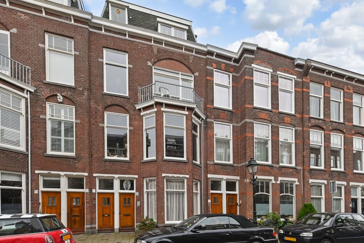 Van Loostraat 38A in 's-Gravenhage