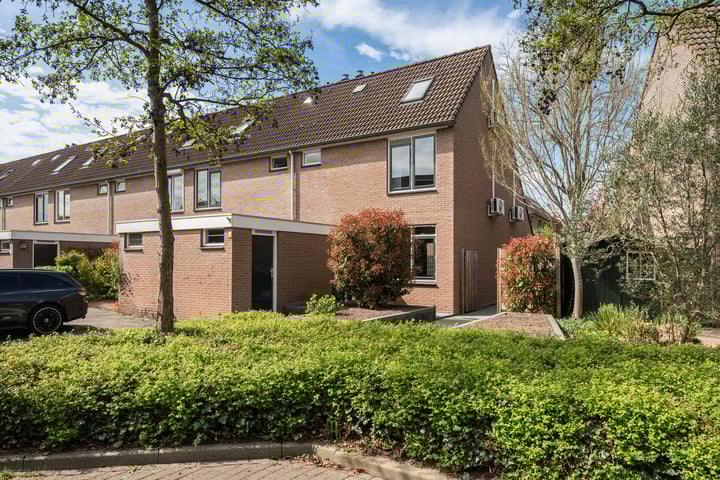 Van Maanenware 26 in Zwolle