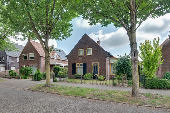 van Meeuwenstraat 13 in Rosmalen