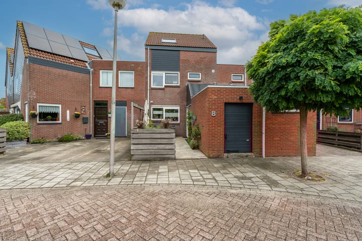 van Meeuwenstraat 8 in Spaarndam