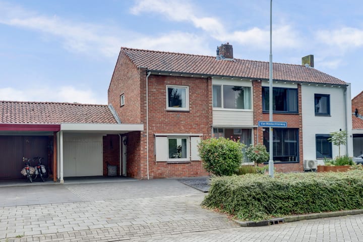 Van Middachtenweg 12 in Doesburg