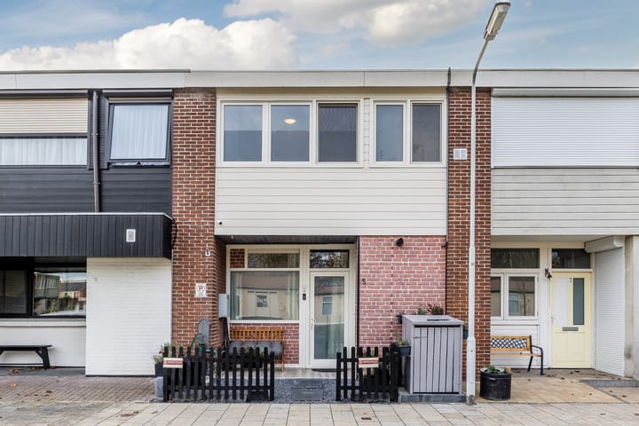 Photo of property van Milstraat 5, Sas van Gent