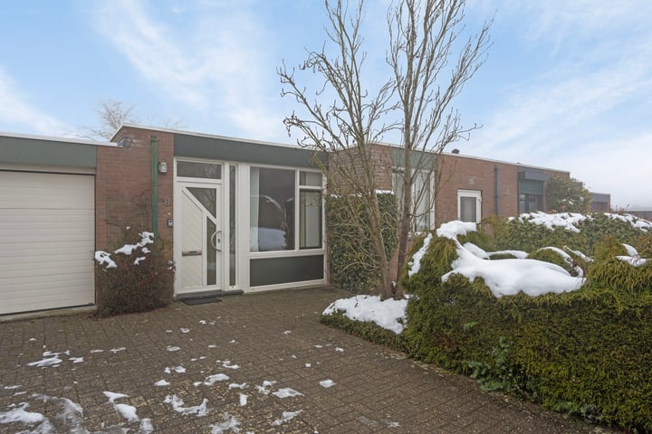 van Mulkenplein 8 in Voerendaal