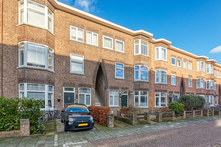 van Naeltwijckstraat 17 in Voorburg