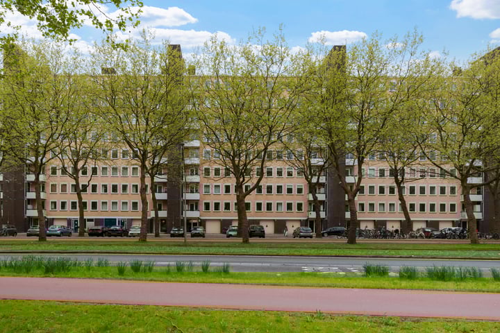 Van Nijenrodeweg 137 in Amsterdam