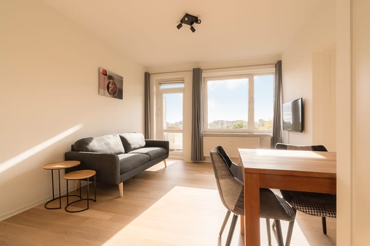 Van Nijenrodeweg 573 in Amsterdam