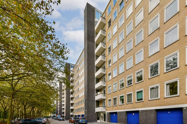 Van Nijenrodeweg 777 in Amsterdam foto