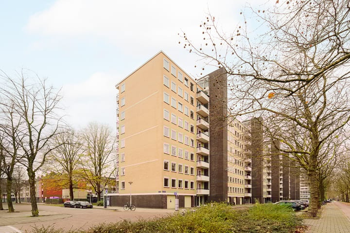 Van Nijenrodeweg 8 in Amsterdam