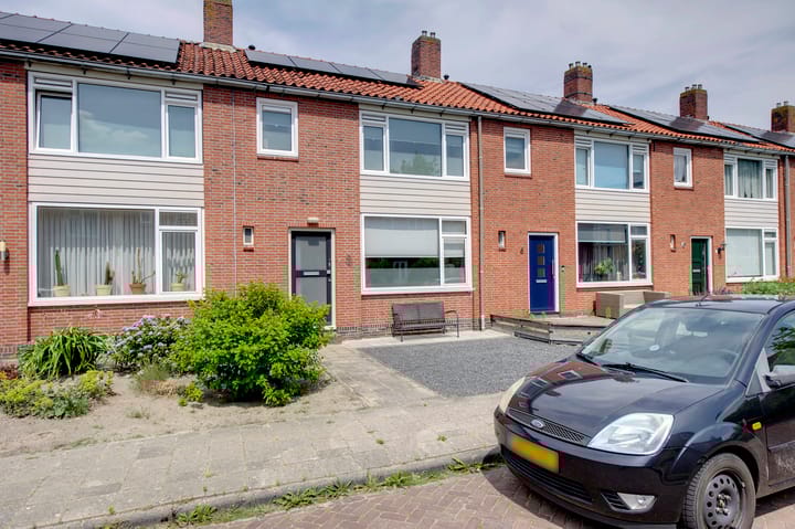 Photo of property van Noortstraat 8, Hoogezand