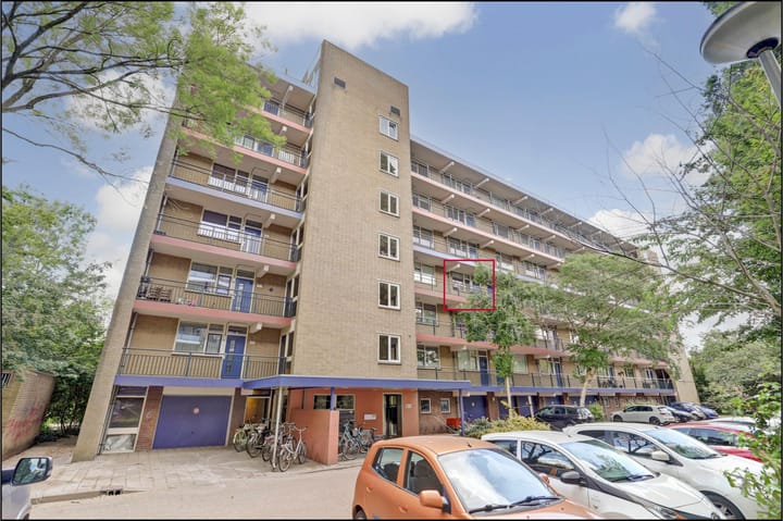Van Oldenbarneveltstraat 424 in Nijkerk foto