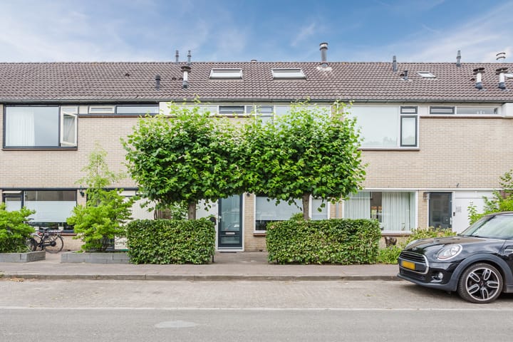 Van Oldenbarneveltstraat 84 in Achterveld