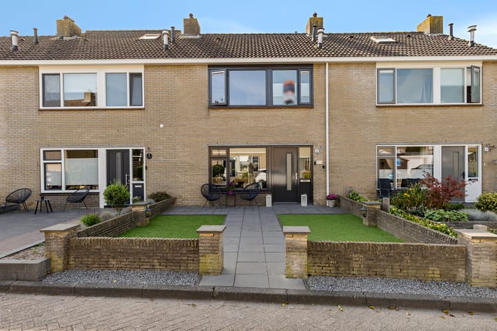 Van Ommenstraat 6 in Sint Jansklooster