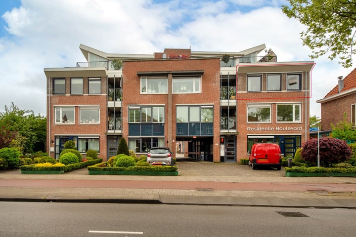 Van Oranje Nassauhof 11 in Roosendaal