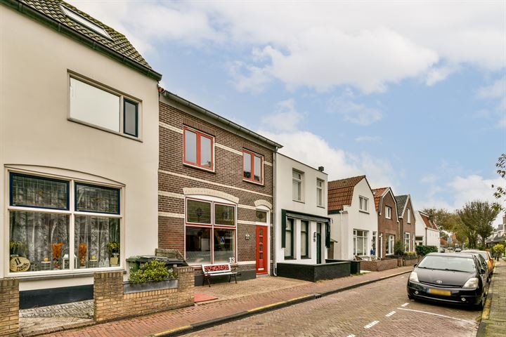 van Ostadestraat 13 in Zandvoort