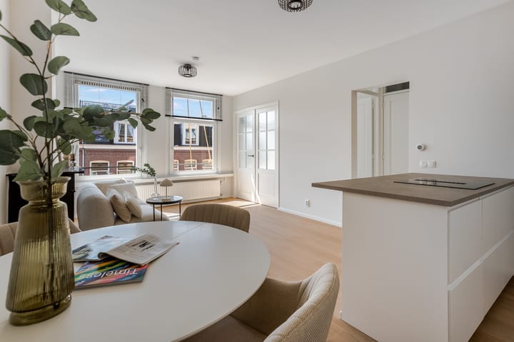 Van Ostadestraat 13-3V in Amsterdam