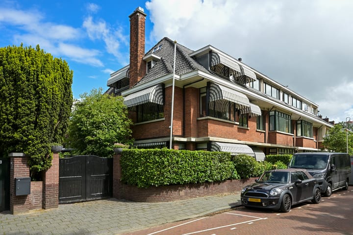 Van Ouwenlaan 18 in 's-Gravenhage