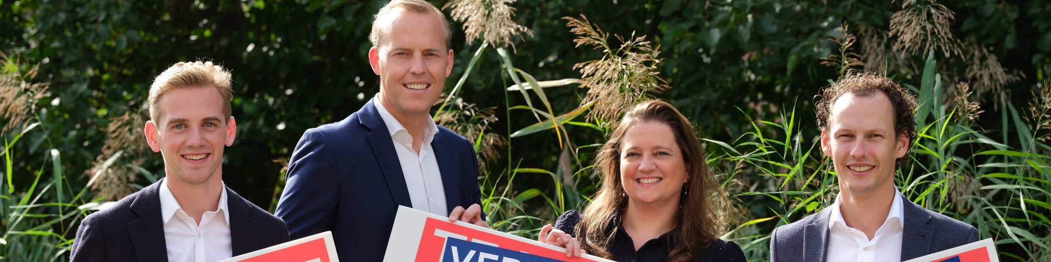 Kantoorfoto Van Overbeek Makelaars o.g. West-Friesland