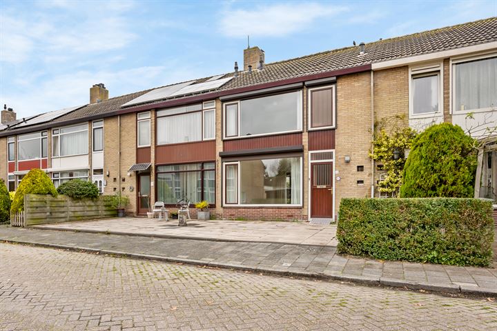 van Raephorststraat 21 in Leidschendam