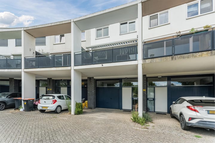 Van Ravesteyn-erf 150 in Dordrecht Foto
