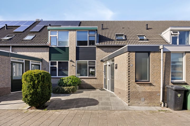 Photo of property Van Ravesteynplan 15, Zoetermeer