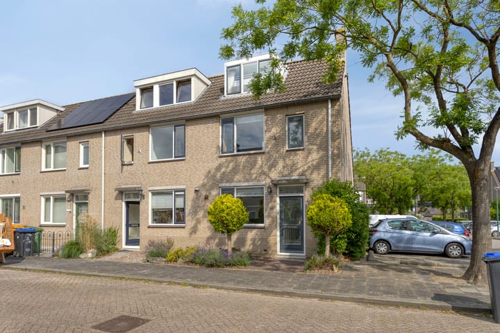 Van Reedestraat 18 in Maarssen