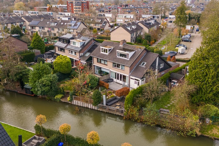 Van Renesseborch 6 in Hendrik-Ido-Ambacht