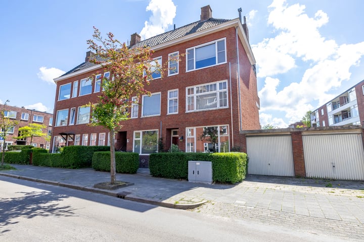 Photo of property Van Royenlaan 48, Groningen