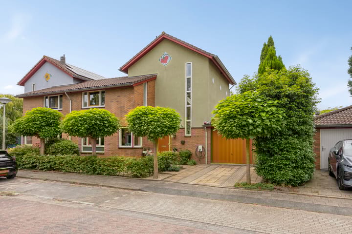 van Ruysdaellaan 60 in Bergschenhoek foto