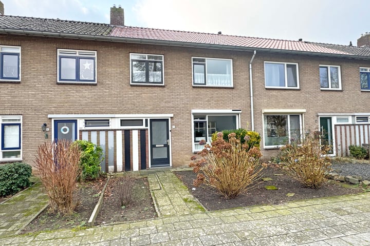 van Ruysdaelstraat 8 in Coevorden