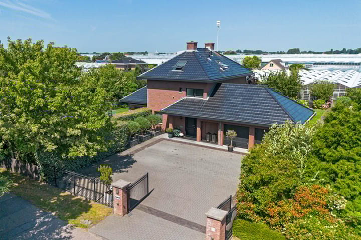 Van Ruyvenlaan 2 in Poeldijk