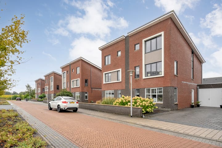 Van Sandickstraat 5 in Dedemsvaart