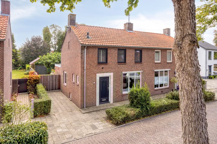 Van Schendelstraat 15 in Wagenberg