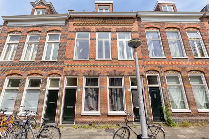 Van Sijsenstraat 6a in Groningen