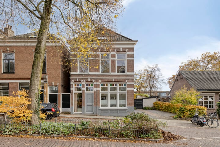 Van Slichtenhorststraat 37 in Arnhem